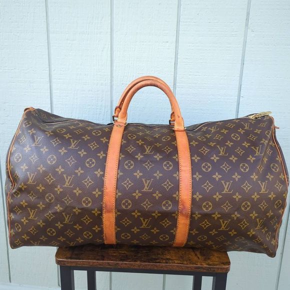 Louis Vuitton Handbags - Louis Vuitton Keepall 60 Monogram Luxury Duffle Bag. VI0914